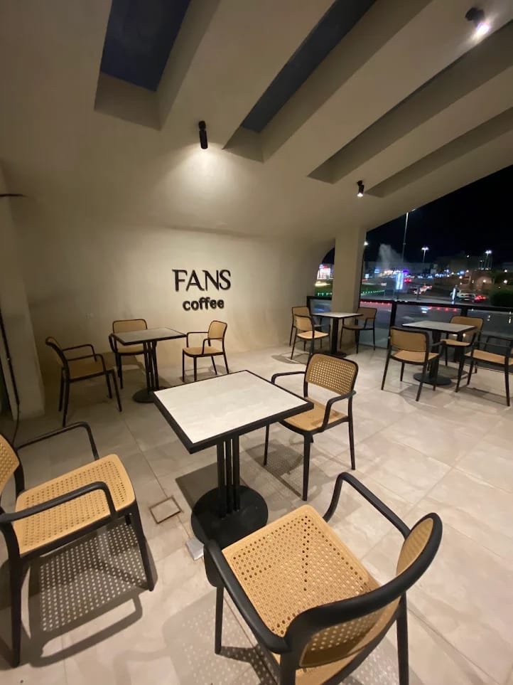 Fans Cafe D3
